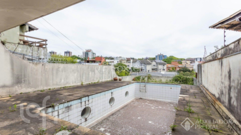 Image 31 - 960081