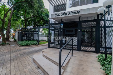 Image 82 - 960340