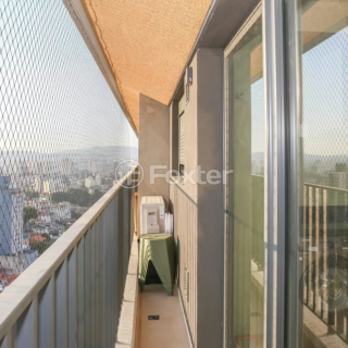 Image 30 - 960357