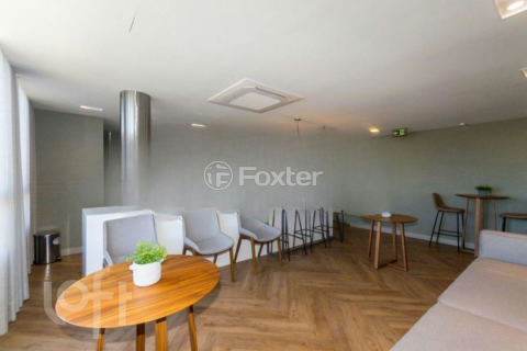 Image 31 - 960650