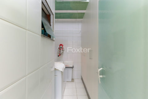 Image 21 - 960844