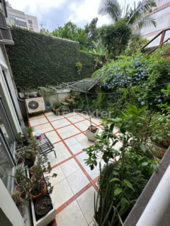 Image 37 - 961521