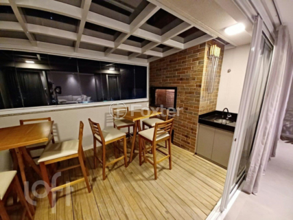 Image 21 - 961595