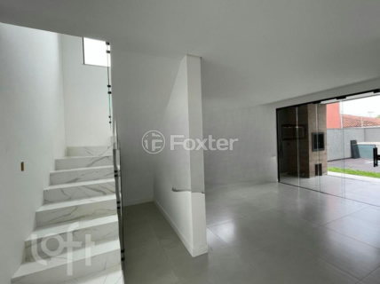 Image 37 - 961615