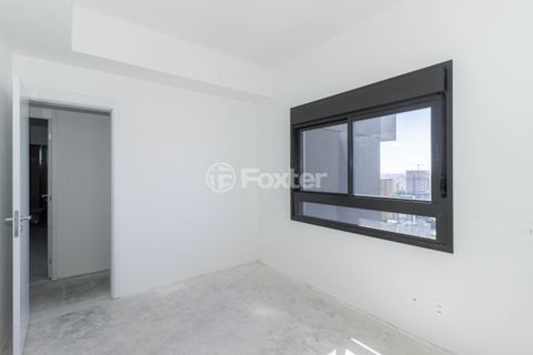 Image 21 - 961859