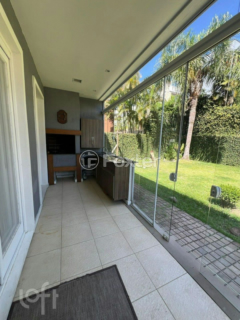 Image 33 - 961922