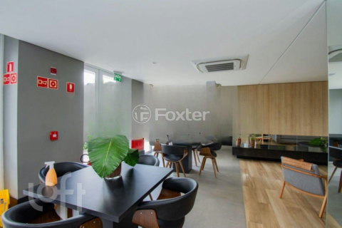 Image 34 - 962072
