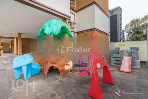 Image 33 - 962331