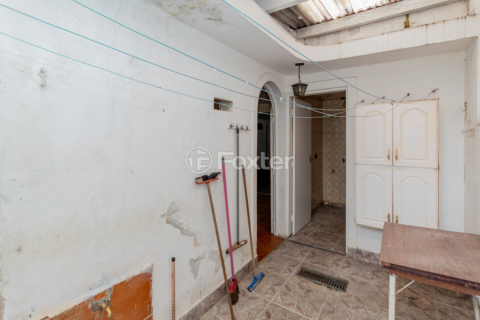 Image 34 - 962561