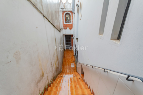 Image 35 - 962561