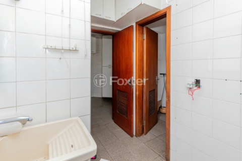 Image 35 - 962886