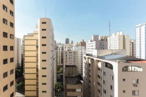Image 3 - 962995