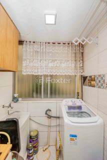 Image 31 - 963175