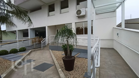 Image 34 - 965018