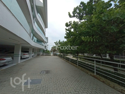 Image 37 - 965159