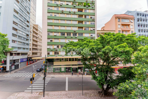Image 24 - 965678