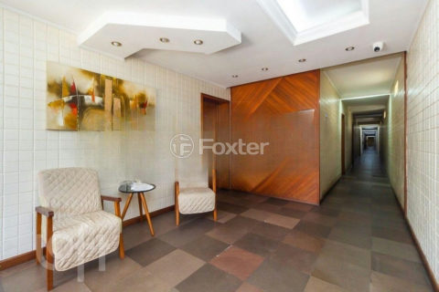 Image 21 - 965692
