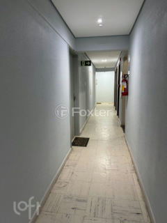 Image 20 - 965712