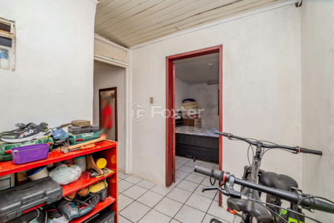 Image 40 - 965733