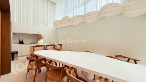 Image 21 - 965830