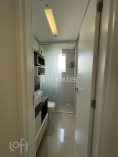 Image 24 - 965931
