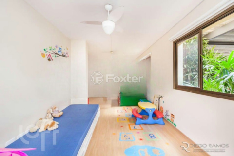 Image 32 - 965934
