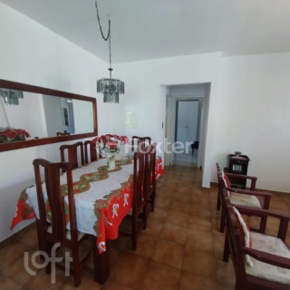 Image 37 - 965942