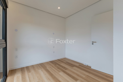 Image 31 - 966030