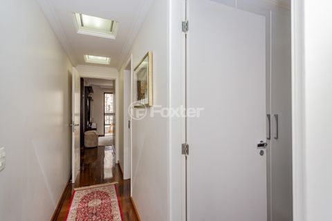 Image 34 - 966207