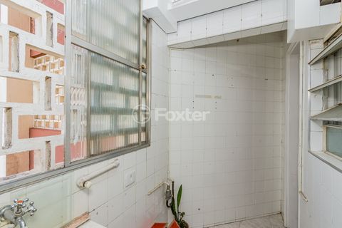 Image 21 - 966215