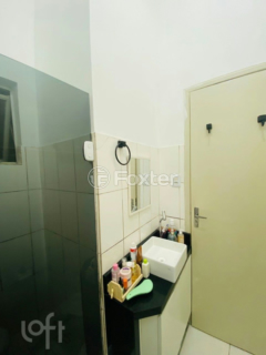Image 29 - 966365