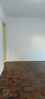 Image 19 - 966501