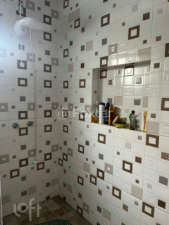 Image 32 - 966682