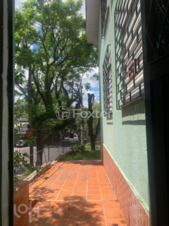 Image 22 - 966690