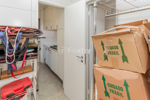 Image 39 - 966718