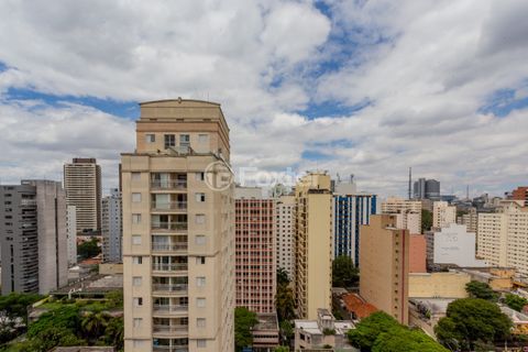 Image 40 - 966812