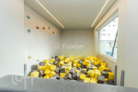 Image 31 - 966971
