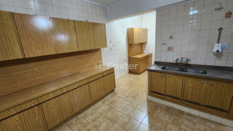 Image 21 - 966979