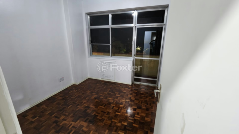 Image 32 - 966979