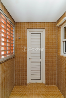 Image 31 - 967067