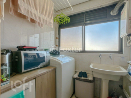Image 33 - 967300
