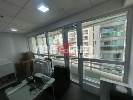 Image 4 - 967402