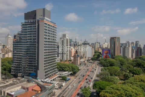 Image 30 - 967913