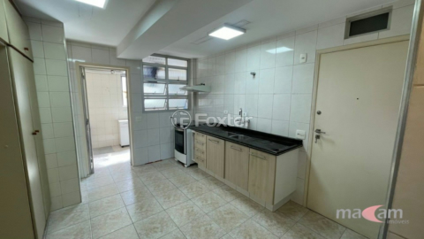 Image 4 - 967984