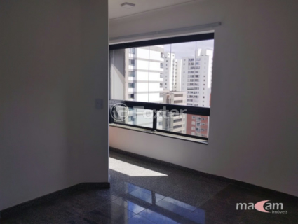 Image 3 - 967985