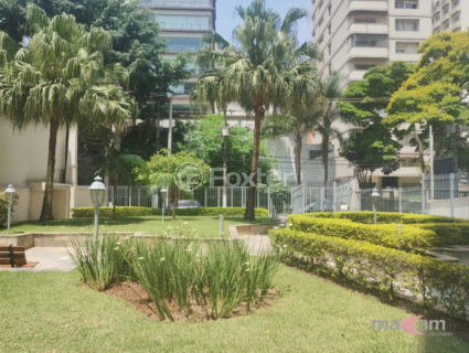 Image 27 - 967995
