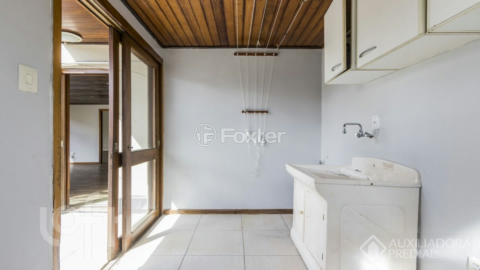 Image 25 - 968237