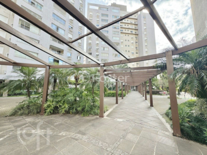 Image 31 - 968241