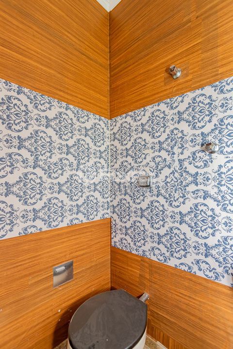 Image 34 - 968329