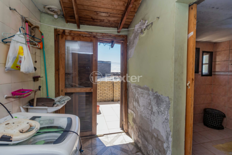 Image 43 - 968355